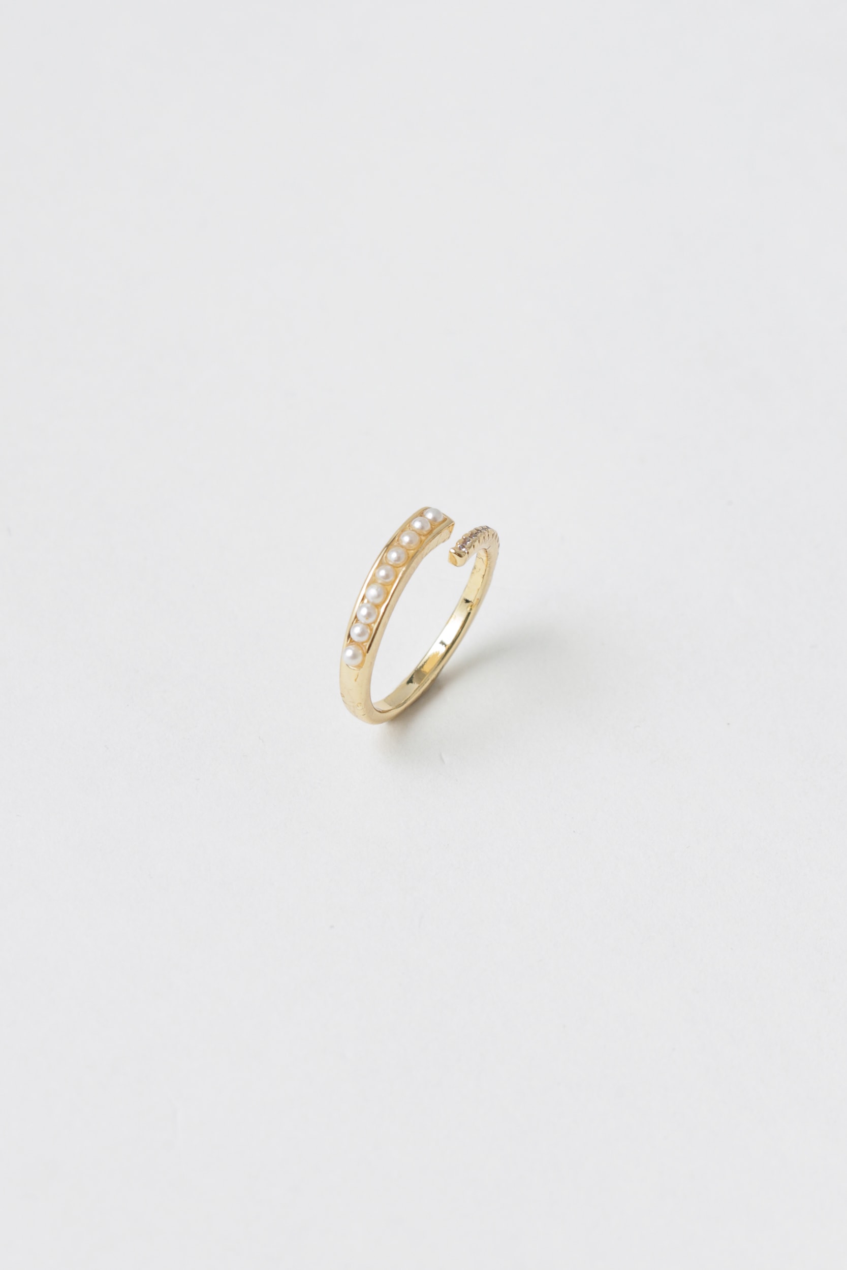 Anel Strass Pequeno E Fileira De Pérolas Dourado