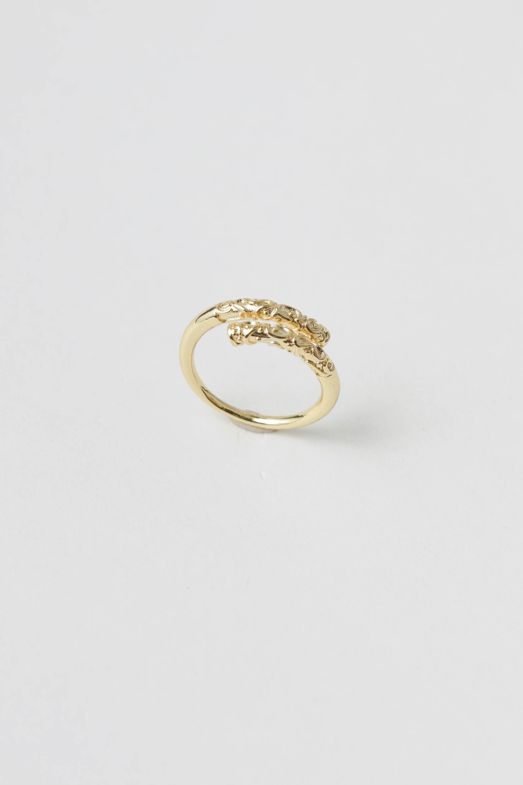 Anel Textura Dourado