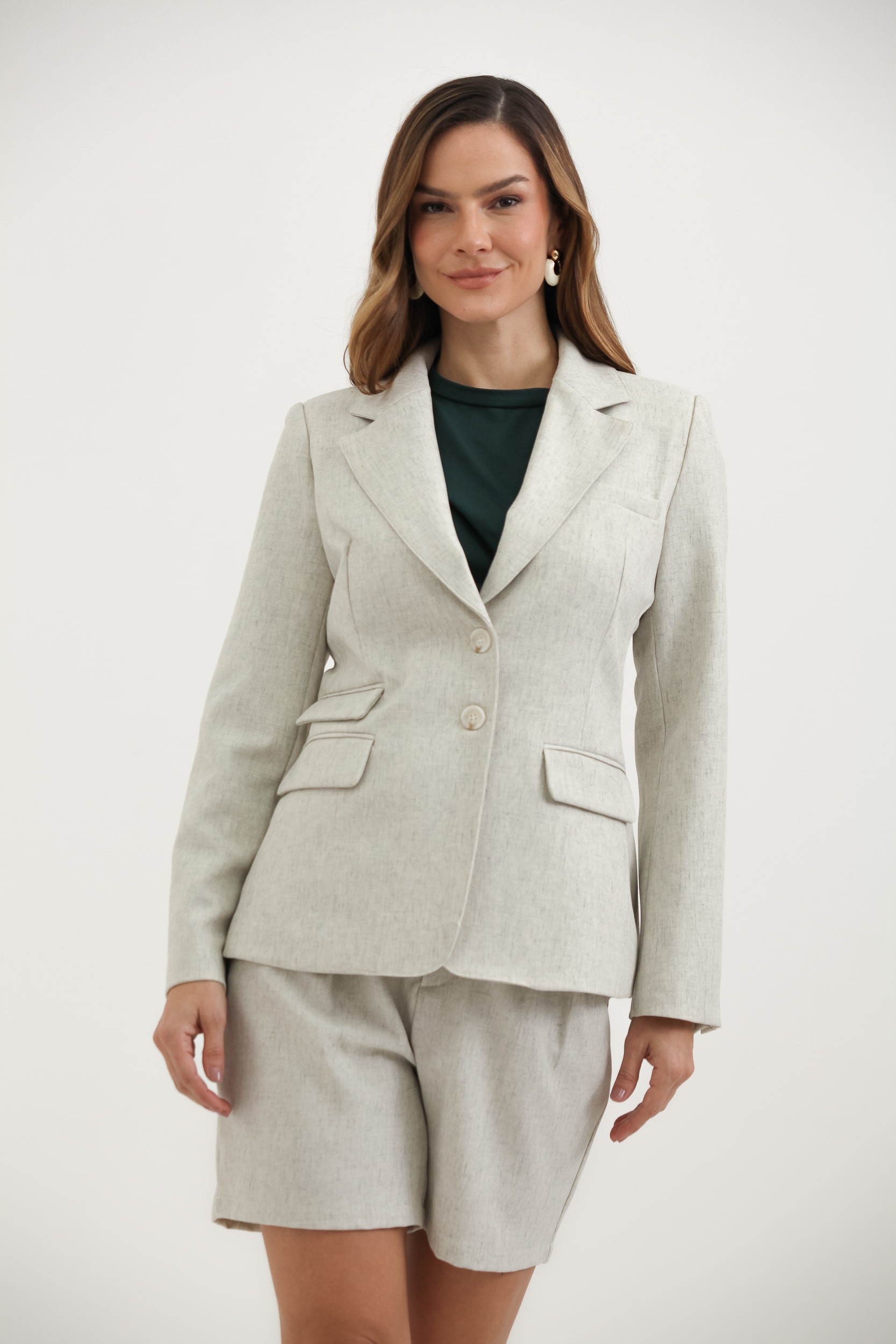Blazer Alfaiataria Pences Laterais E Bolsos Areia