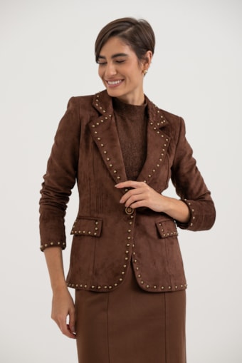 Blazer Em Suede Com Tachas Marrom