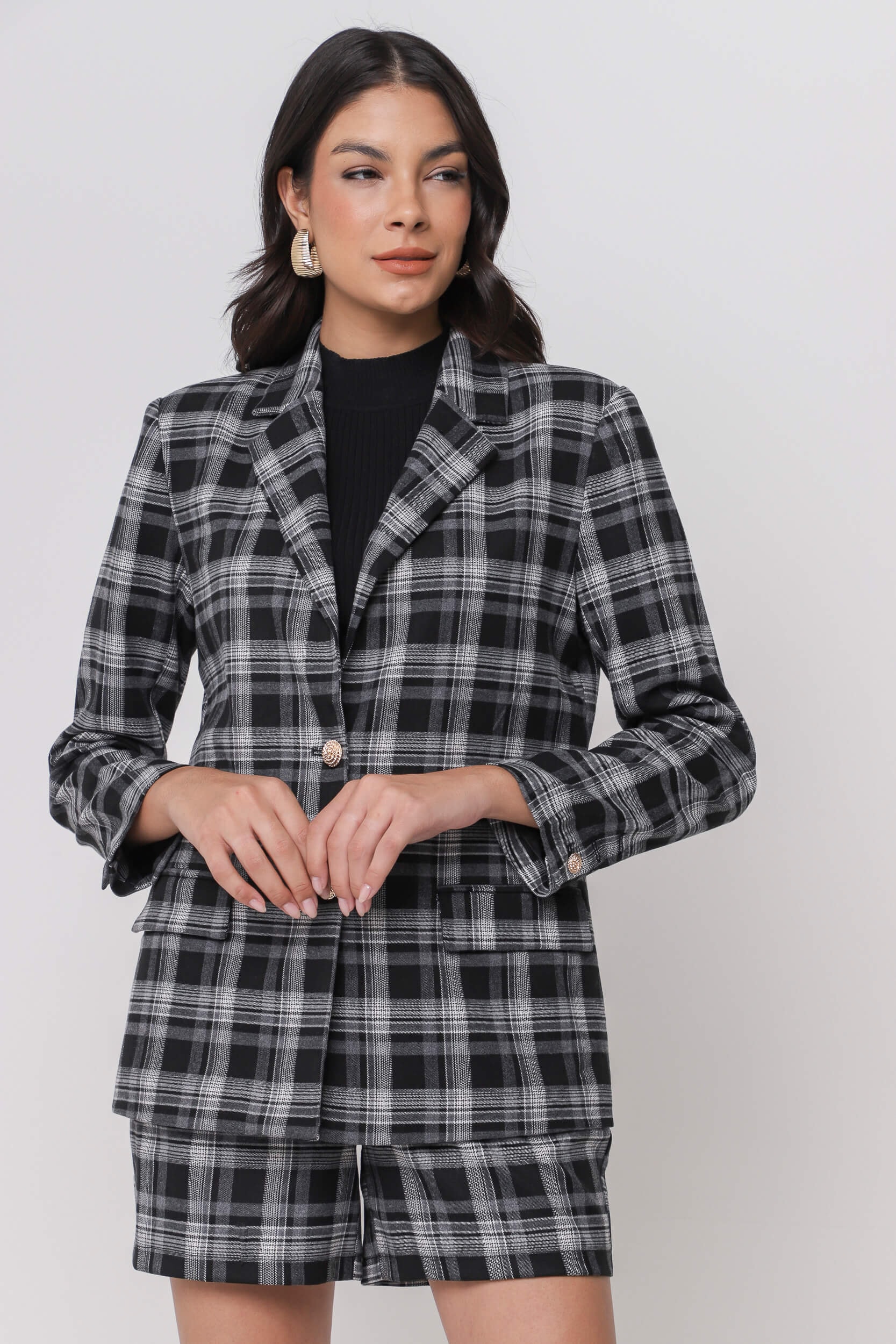 Blazer Xadrez Alongado com Forro Acetinado Preto