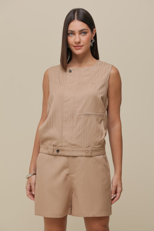Blusa Colete Risca De Giz Bege