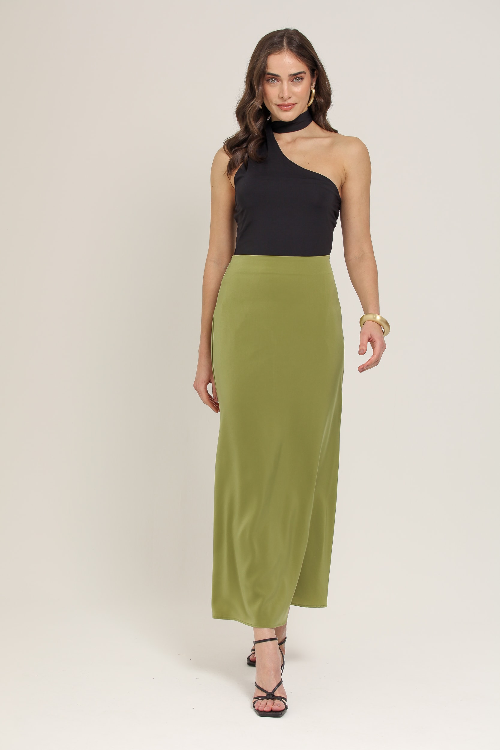Blusa de Malha Gola Alta Preto