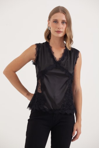 Blusa Em Cetim Com Detalhes E Costas Renda Preto