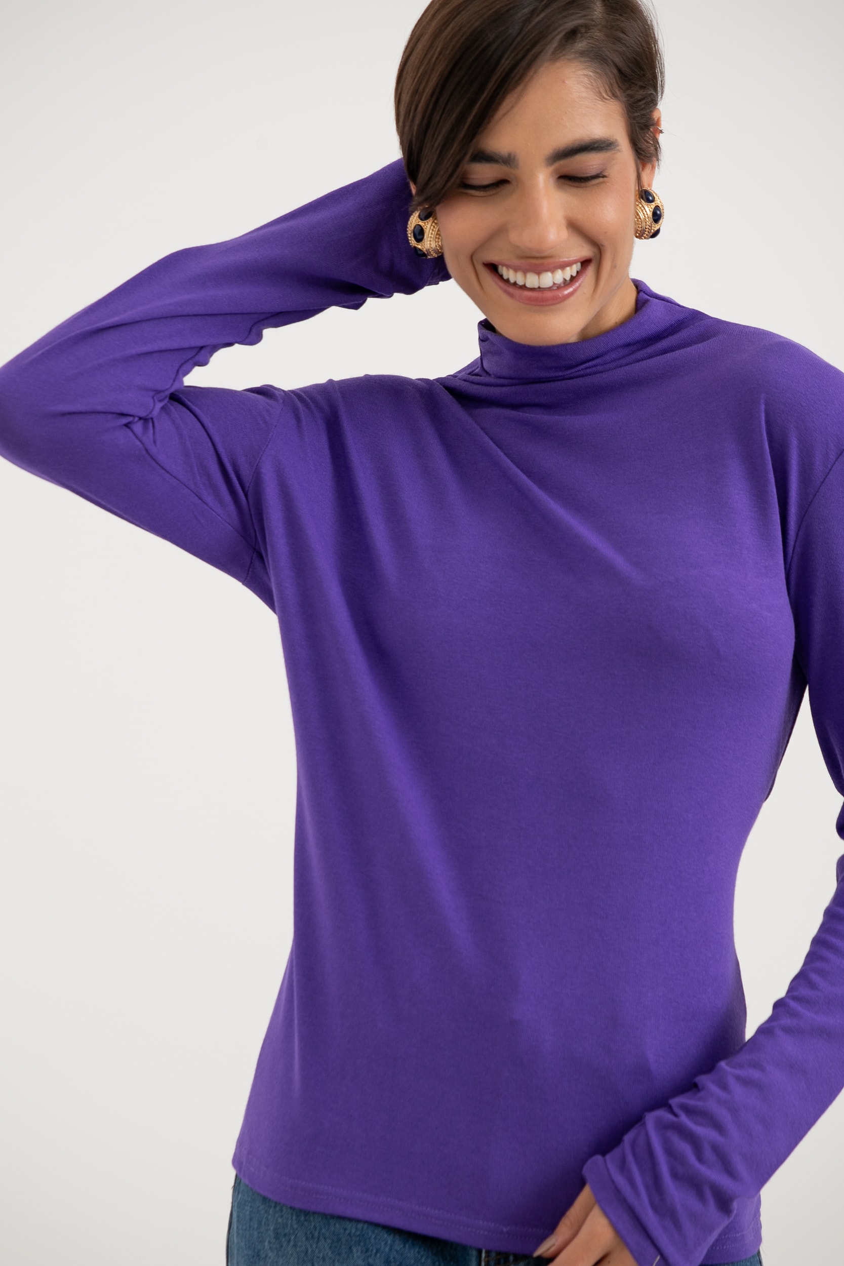 Blusa Gola Alta Franzida Roxo 