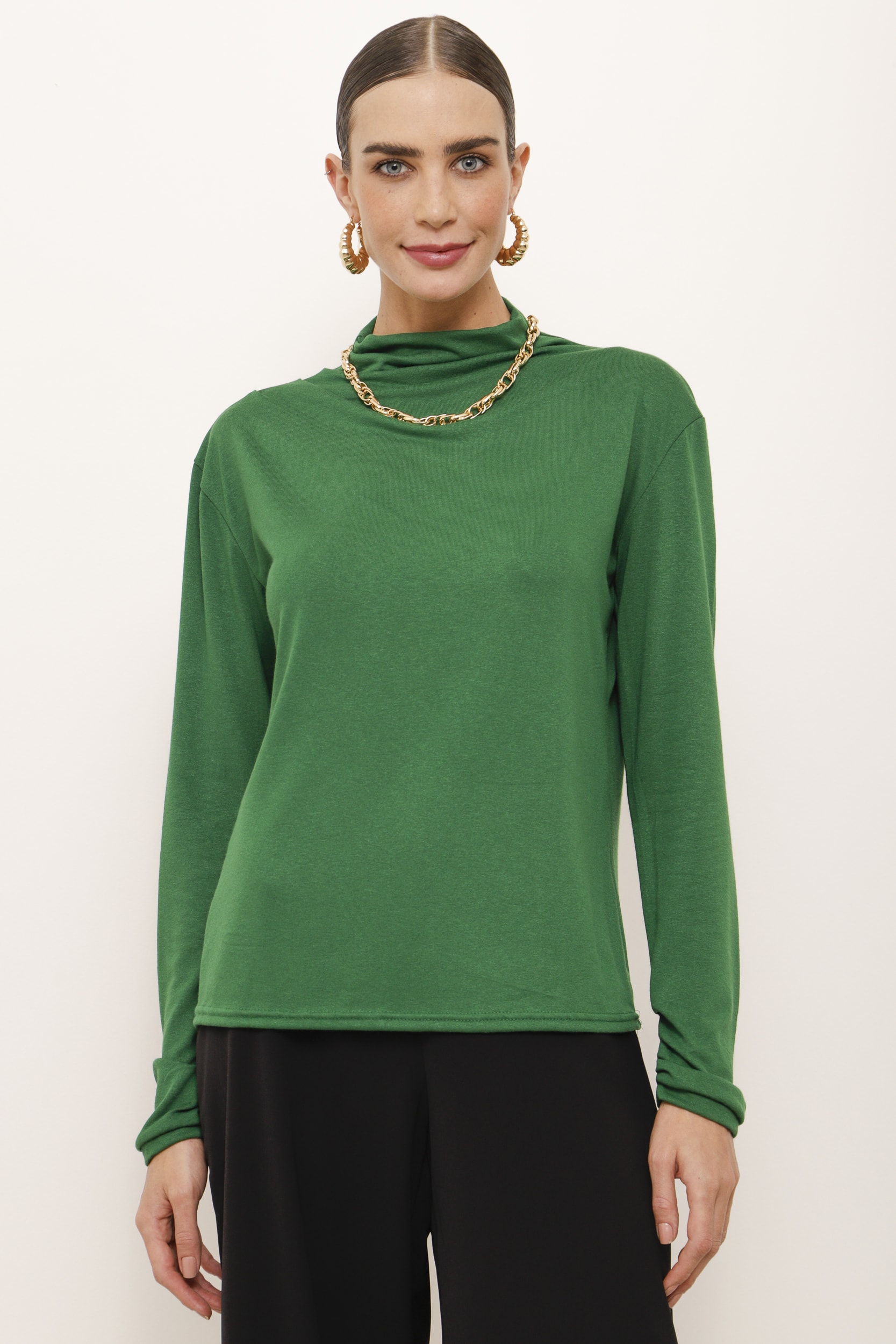 Blusa Gola Alta Franzida Verde 
