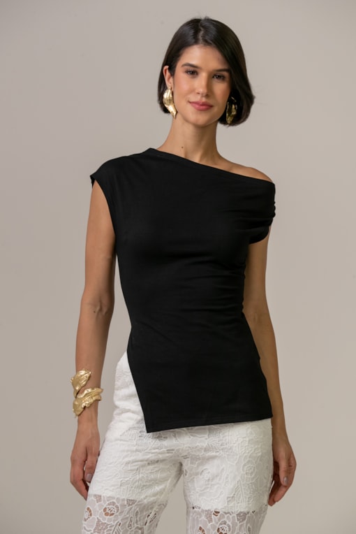 Blusa Malha Assimétrica Com Fenda Preto