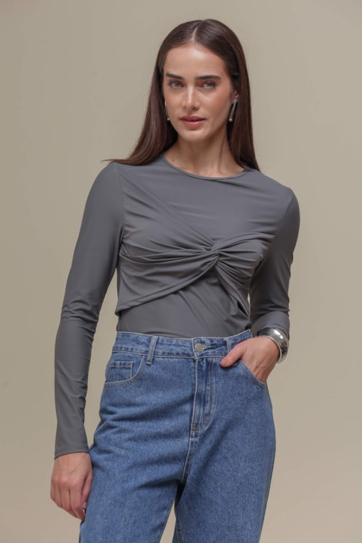 Blusa Manga Longa Detalhe Torcido Frente Cinza