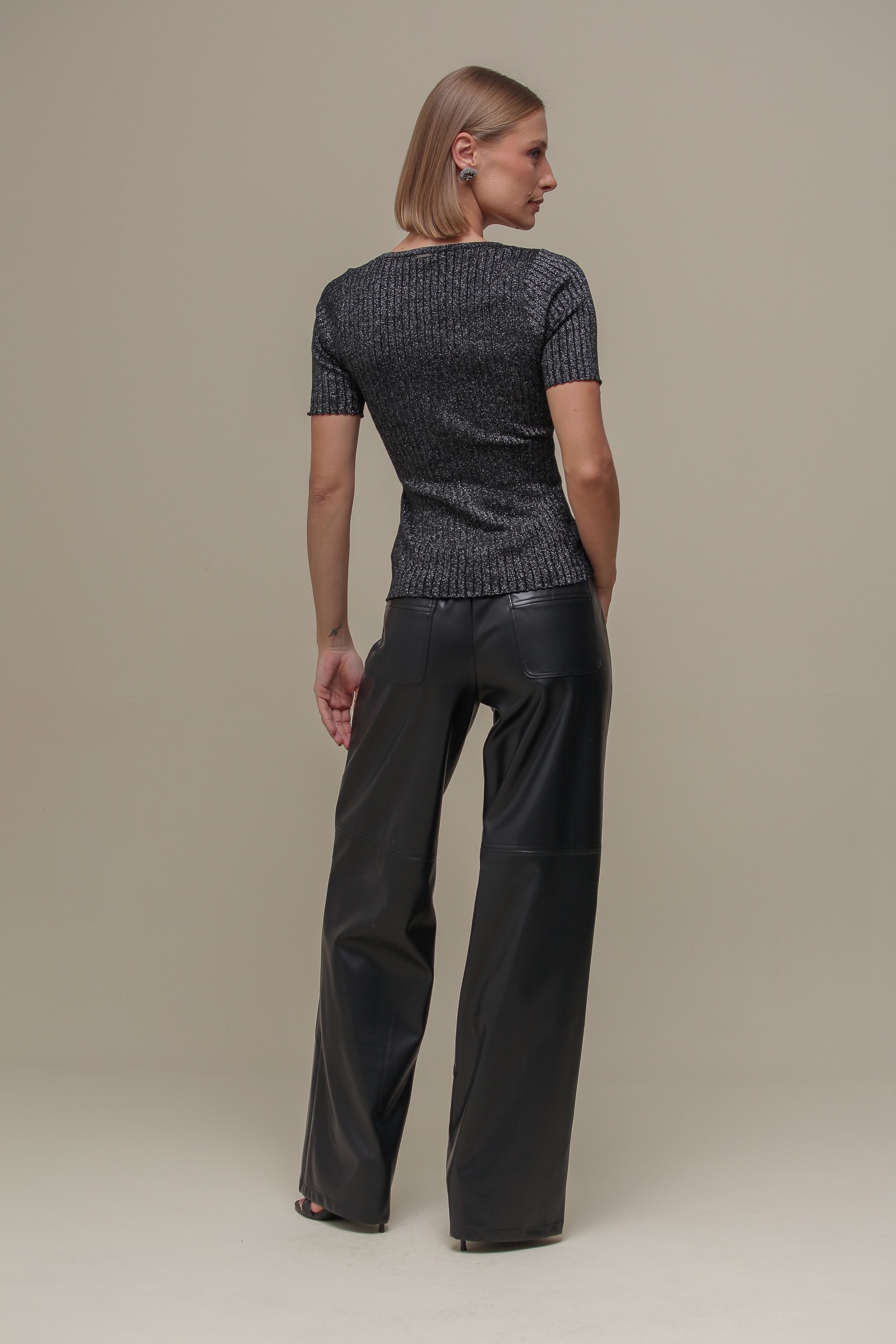 Blusa Tricô Fio Metalizado Preto