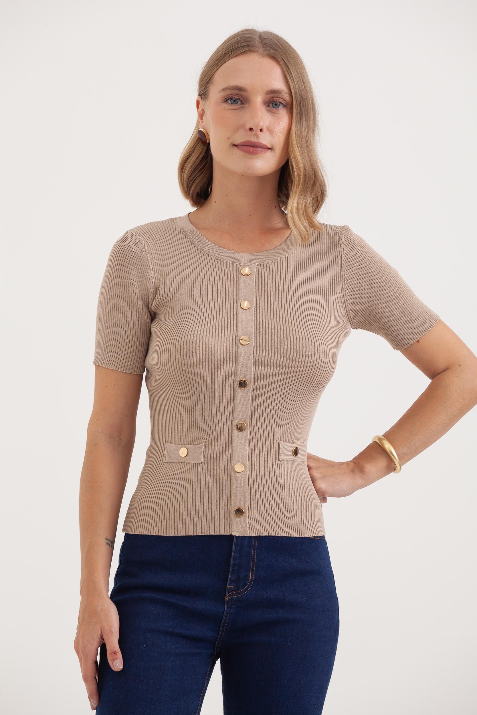 Blusa Tricot Manga Curta Botões  Bege