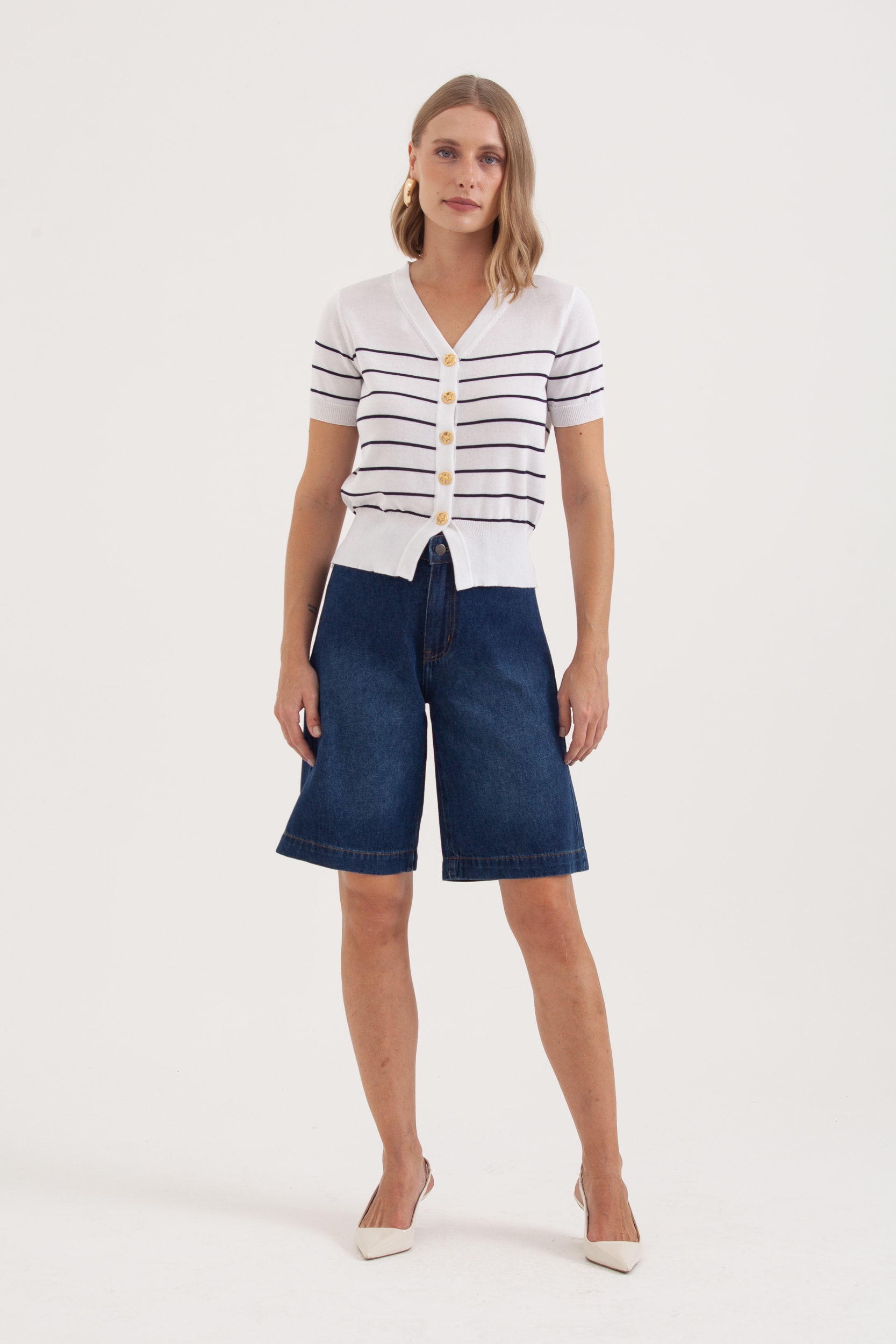 Blusa Tricot Manga Curta Listras E Botões Off-white