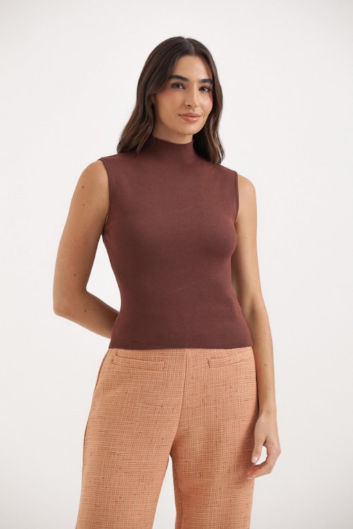Blusa Tricot Regata Gola Alta Marrom