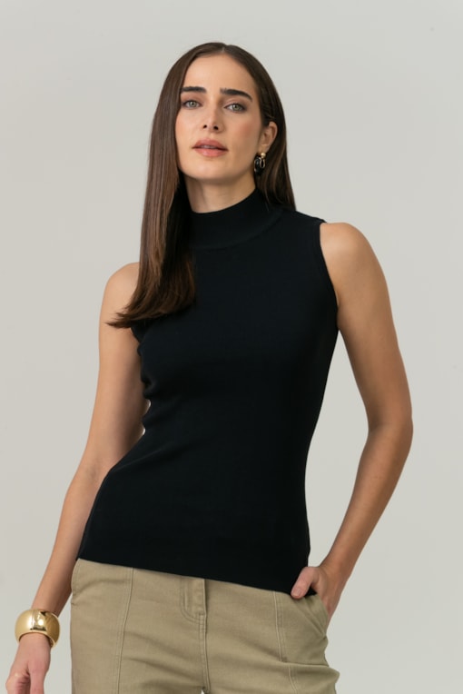 Blusa Tricot Sem Manga E Zíper Preto