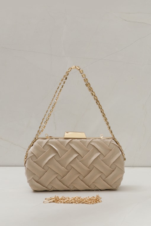 Bolsa Clutch com Detalhes Alça Corrente Bege