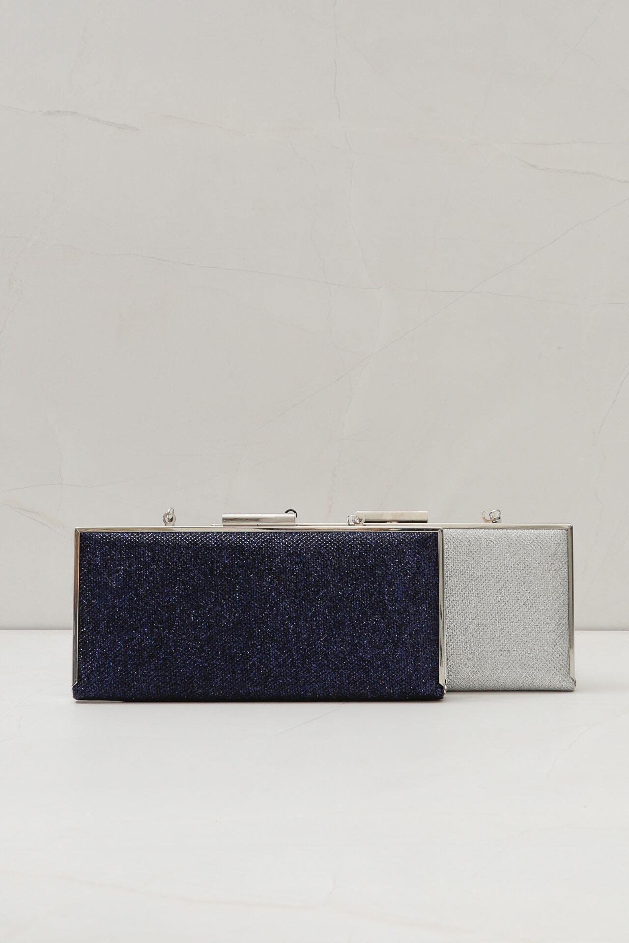 Bolsa Clutch Delicada Prata