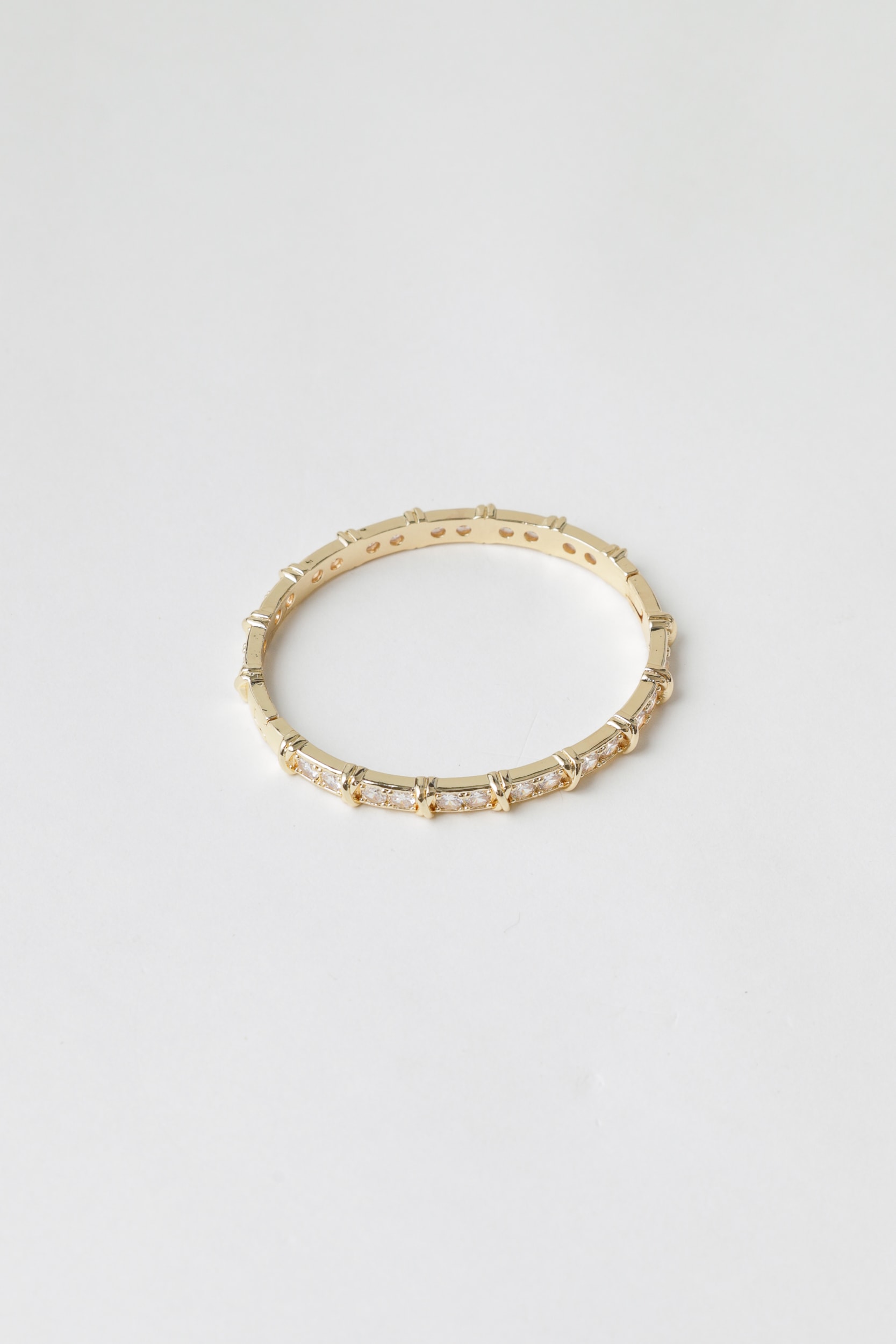 Bracelete Fino Com Strass Dourado