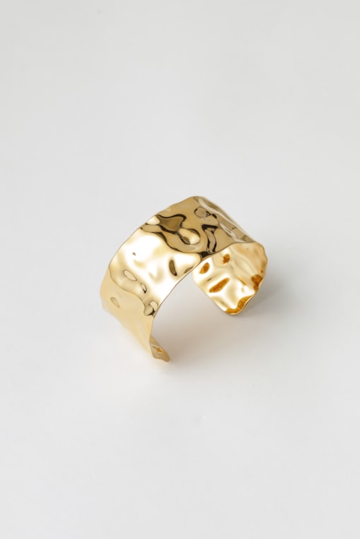 Bracelete Largo Com Textura Amassadinha Dourado
