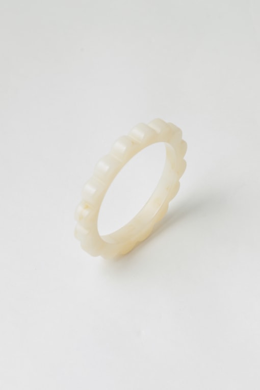 Bracelete Resinado Flor Off-white