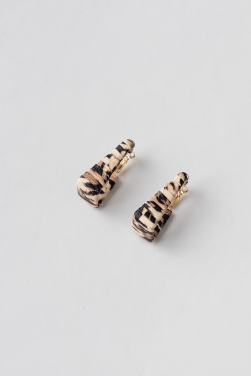 Brinco Argola Alongada Pu Animal Print Onça