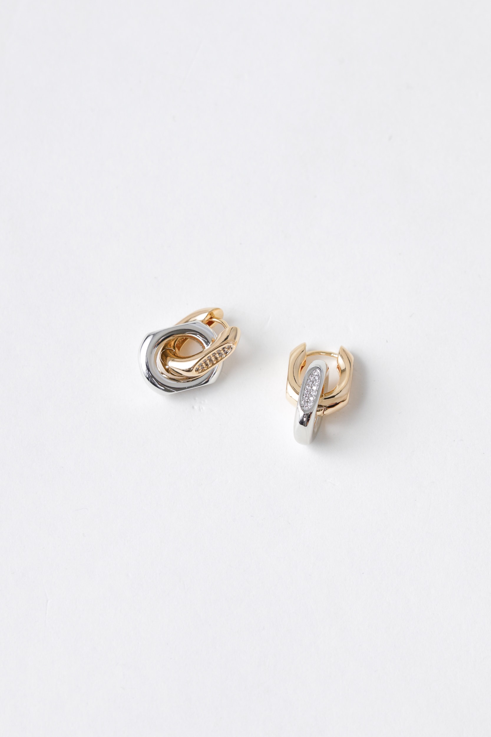 Brinco Argola Com Strass E Elo Prata Dourado