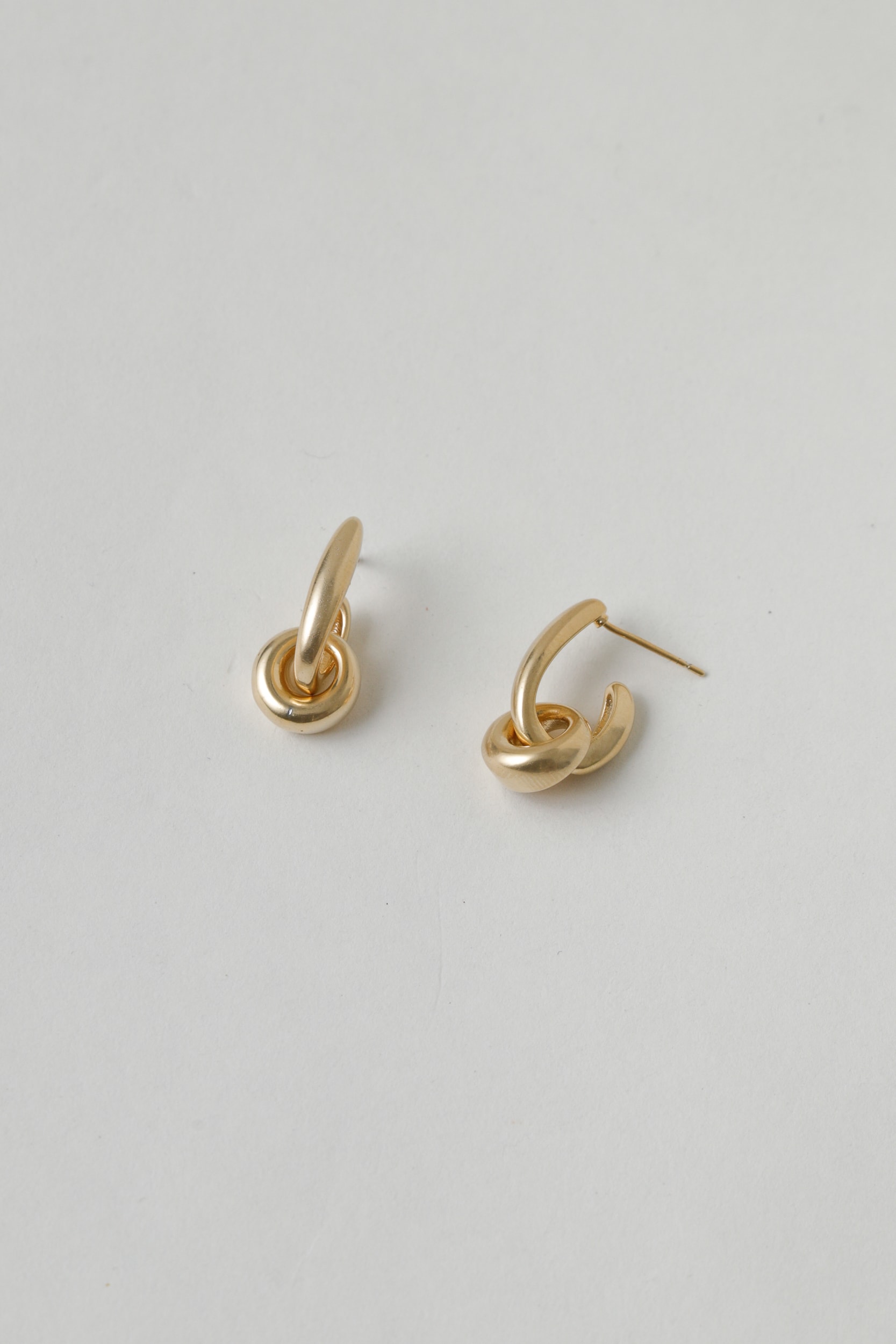 Brinco Argola Pequena Fosca  Dourado