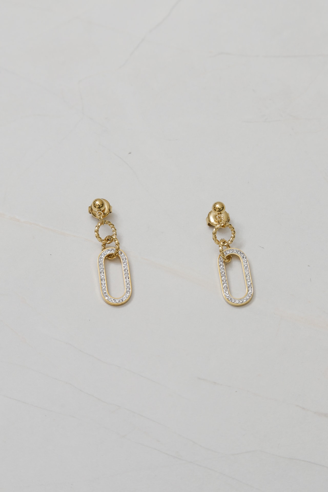 Brinco Elos Strass  Dourado
