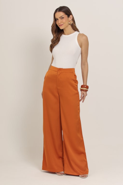 Calça Acetinada Pantalona
                                                    
                                                     Laranja