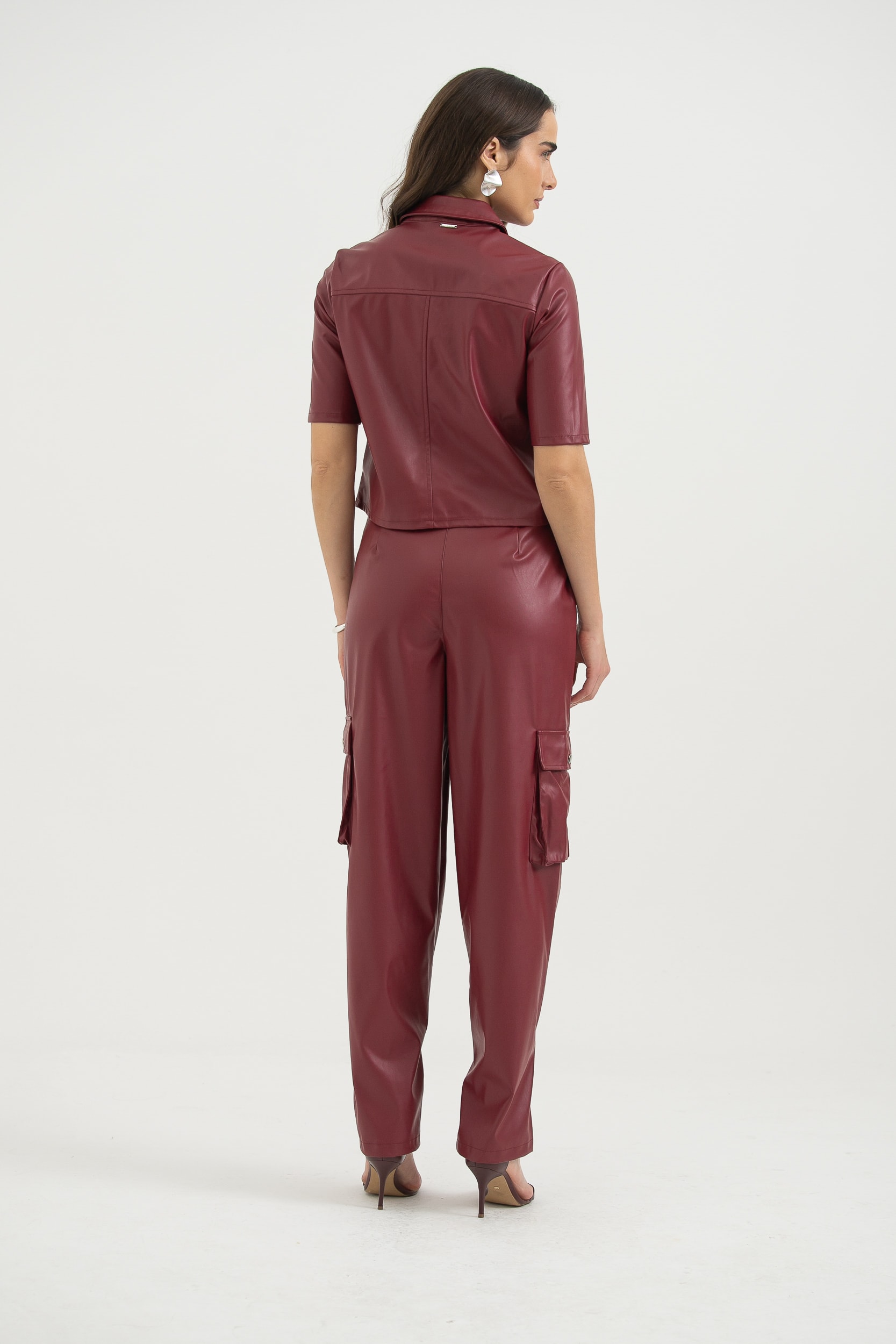Calça Cargo De Pu Vinho