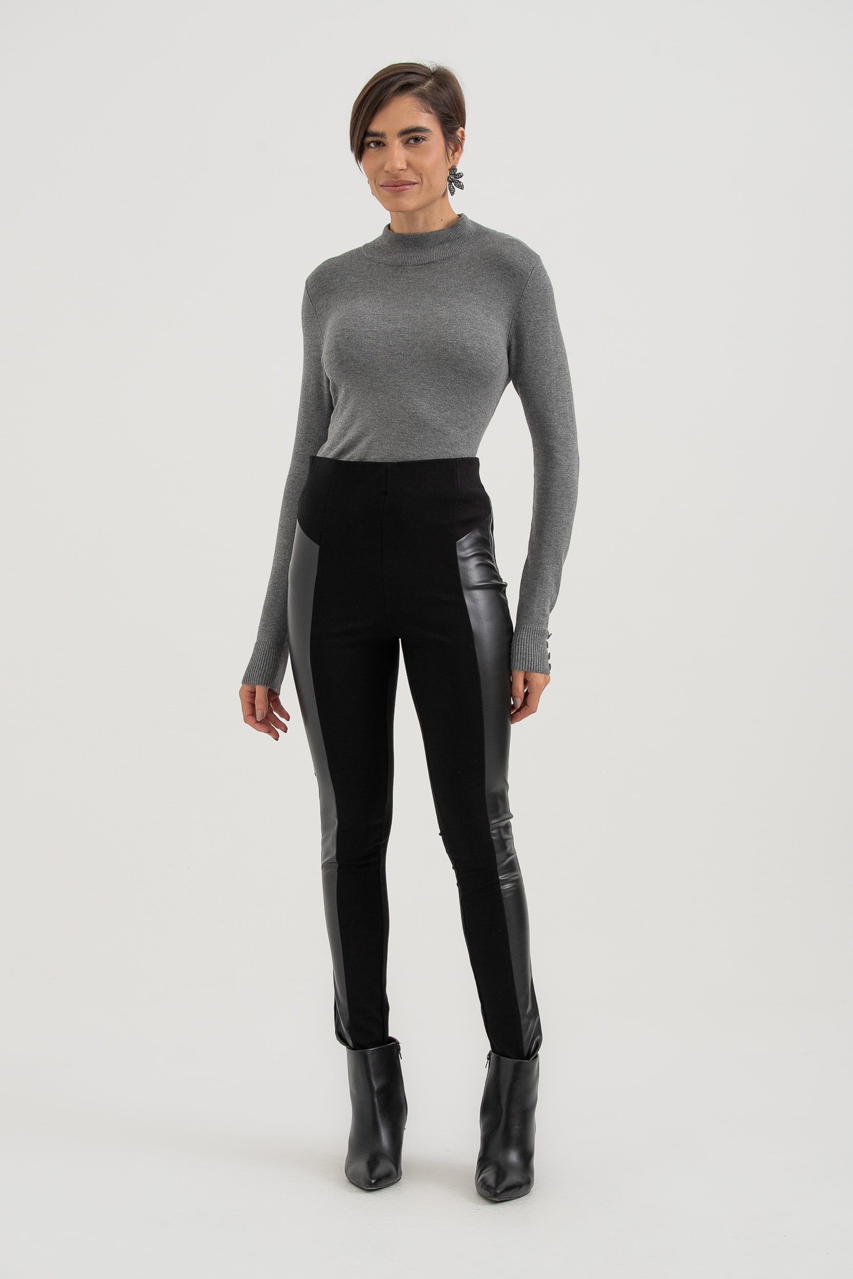 Calça Montaria Recorte Pu Preto