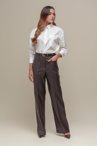 Calça PU Bolsos Frente  Marrom
