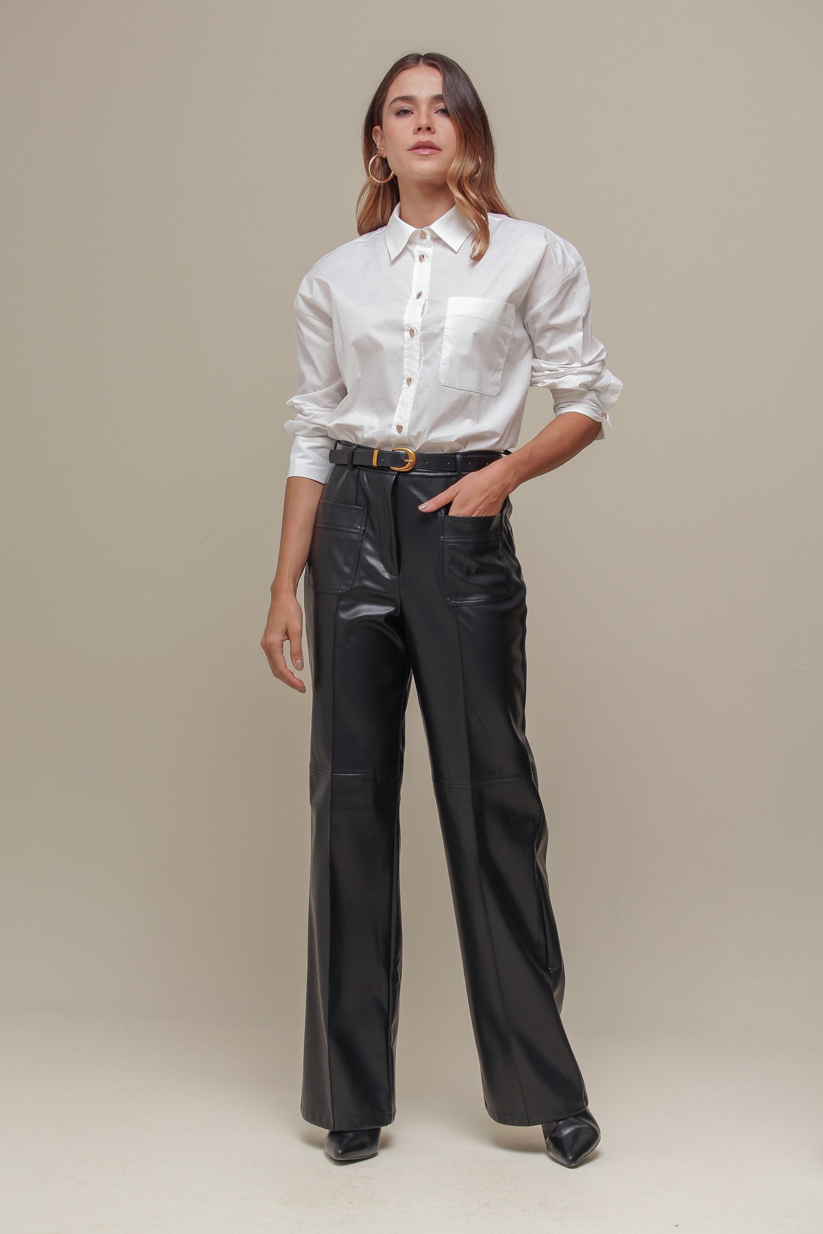 Calça PU Bolsos Frente  Preto
