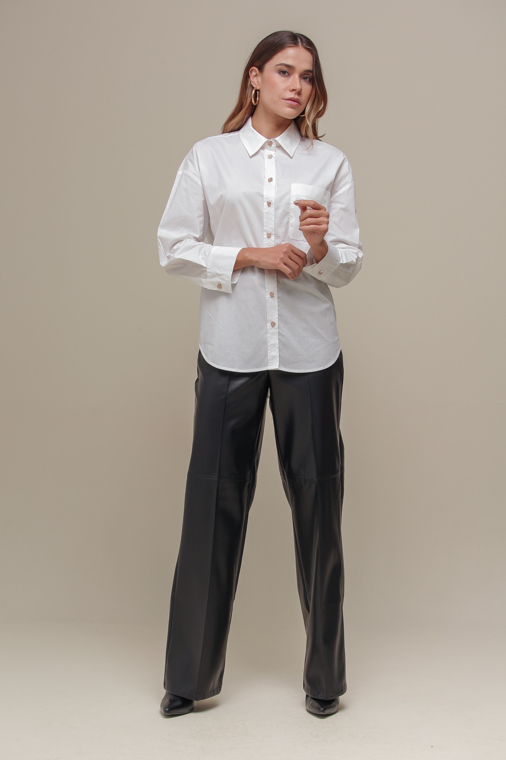 Calça PU Bolsos Frente  Preto