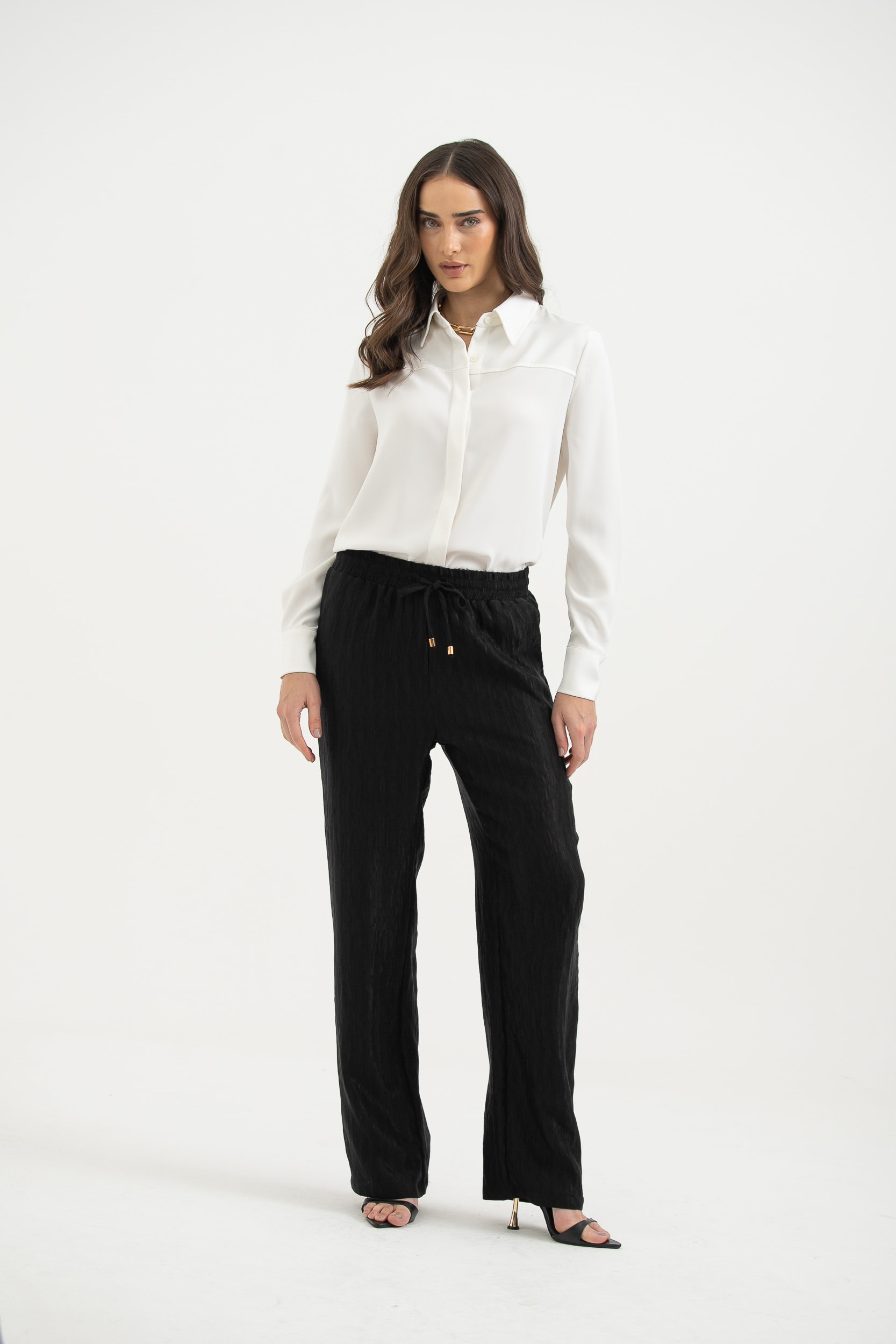 Calça Reta Com Amarração Preto