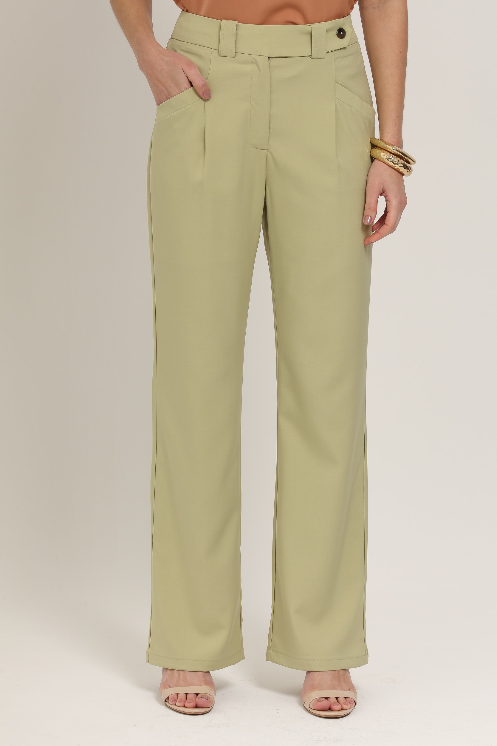 Calça Reta com Pregas Verde