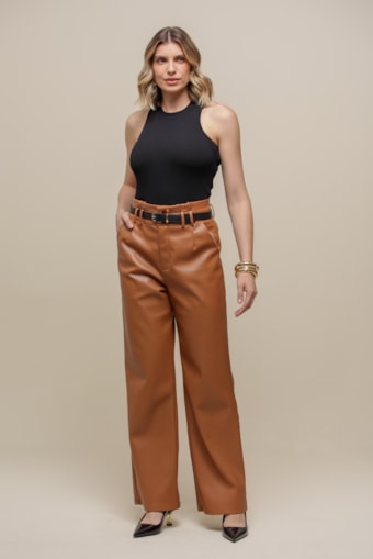 Calça Reta PU Clochard  Caramelo