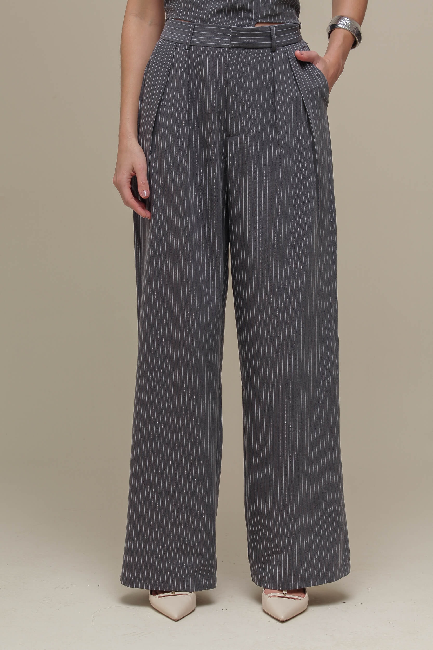 Calça Risca de Giz  Cinza