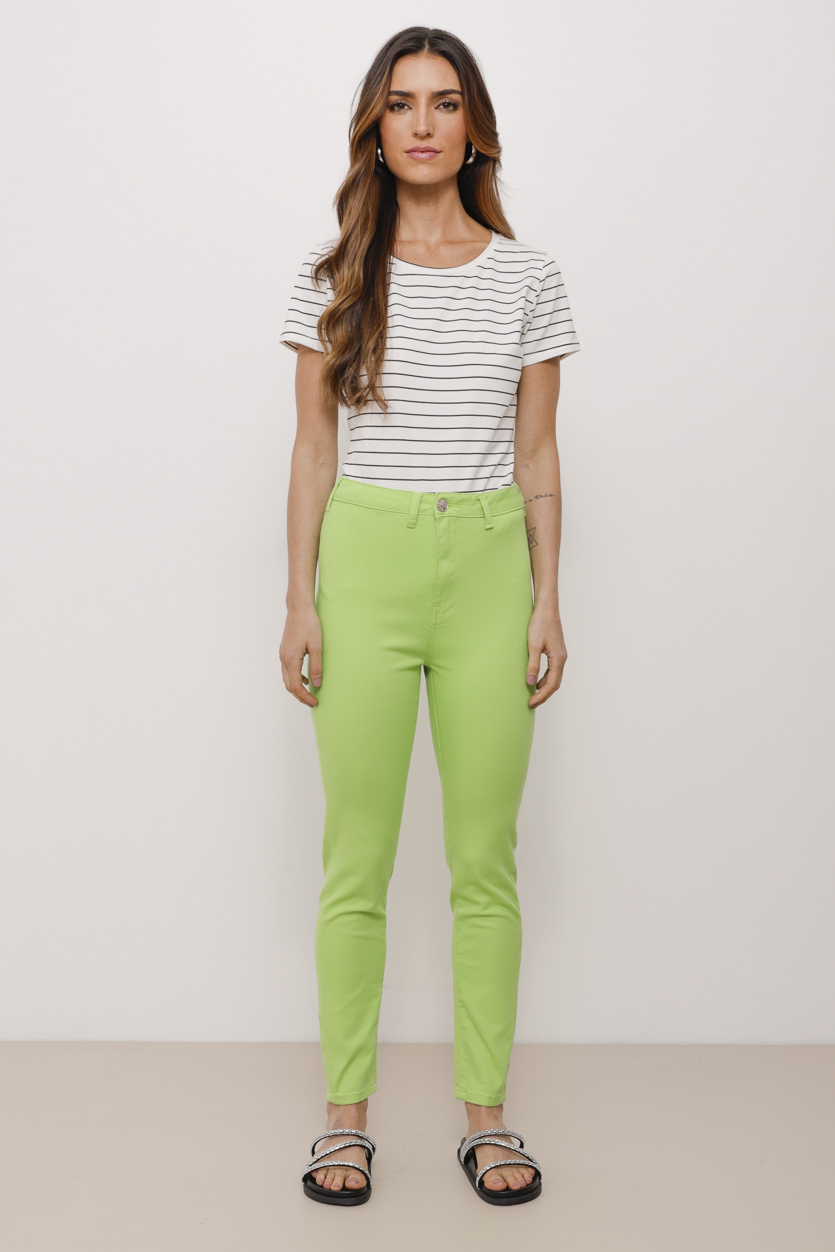 Calça Sarja Skinny Basic                Lima