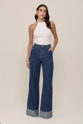 Calça Wide Leg Detalhe Barra Jeans