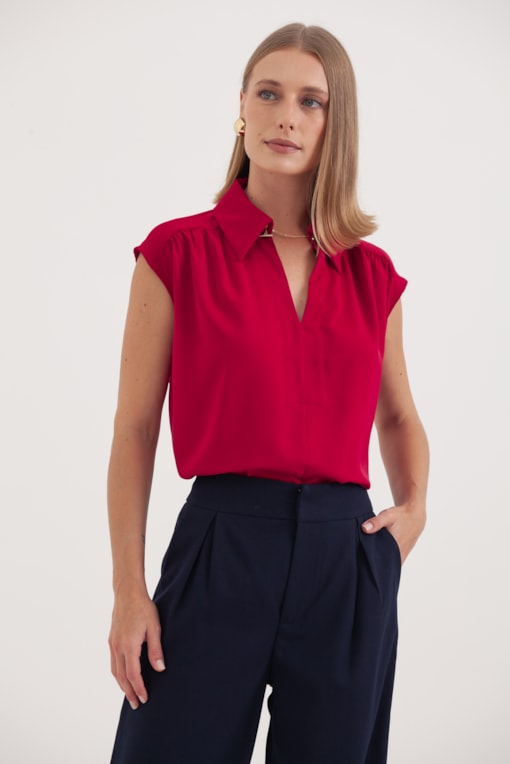 Camisa Ampla Ombro Franzido Cereja