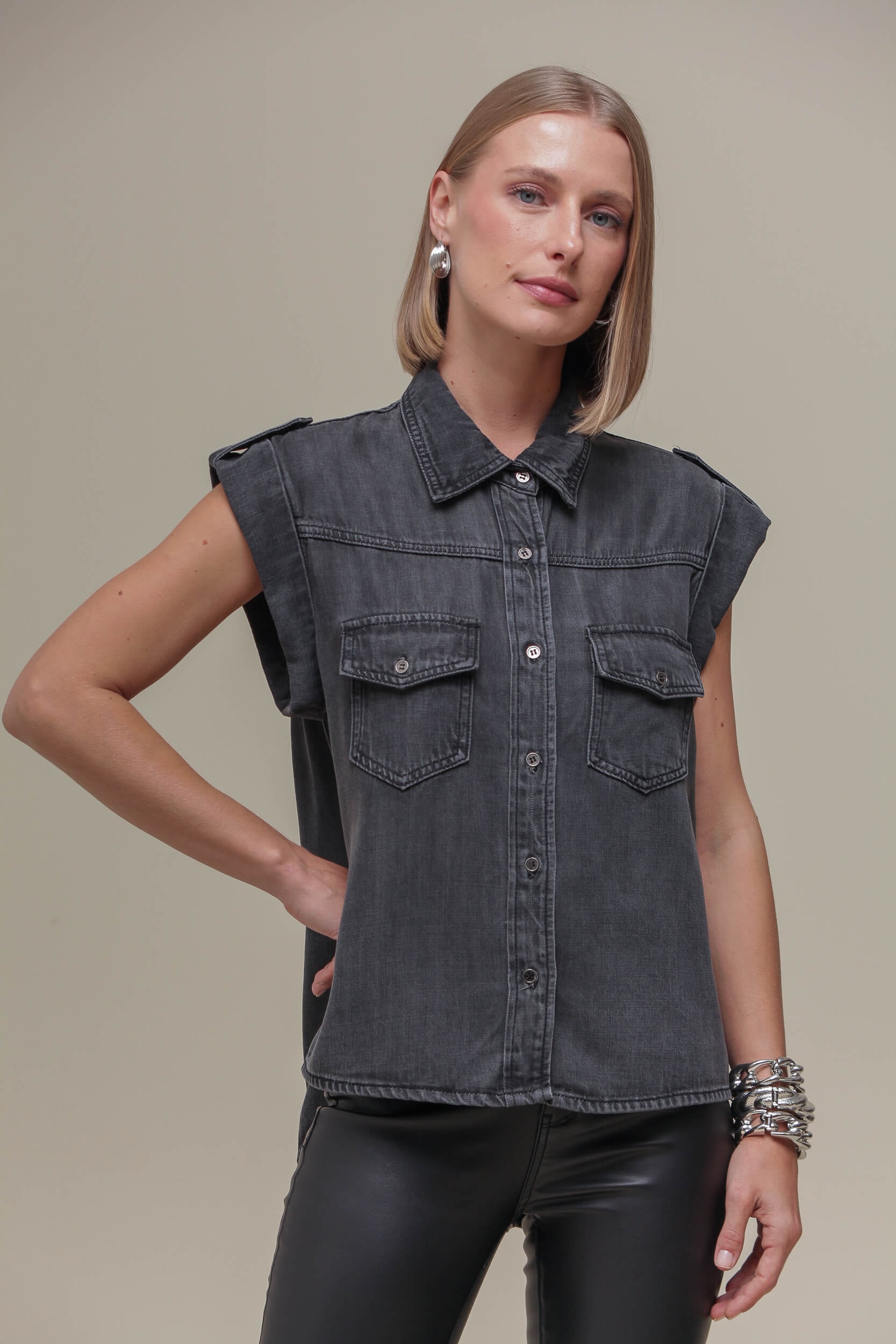 Camisa Chambray Social Manga Curta  Cinza