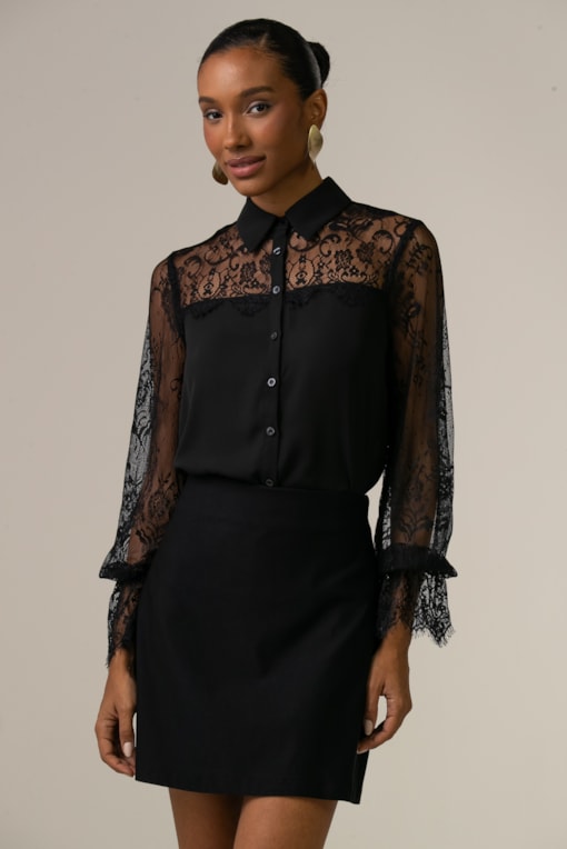 Camisa Com Renda Nos Ombros Preto
