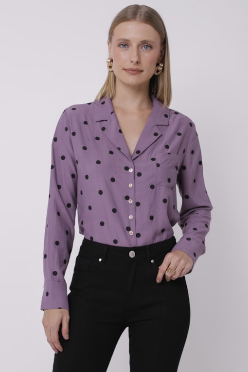 Camisa Poá Bolso Frontal  Lilas