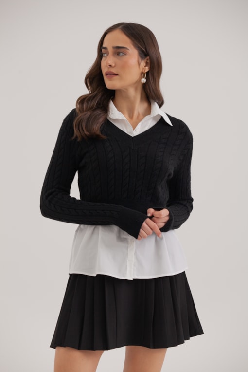 Camisa Tricoline Com Suéter Sobreposição Preto