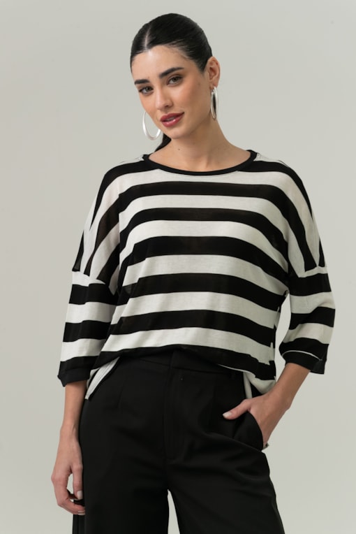Camiseta Ampla Listrada Preto