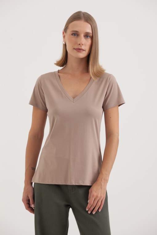 Camiseta Basic Decote V  Fendi
