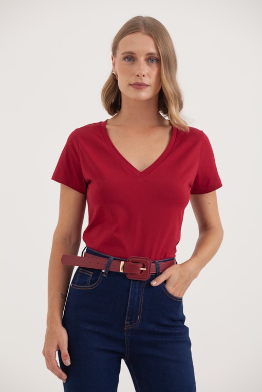 Camiseta Basic Decote V  Vinho
