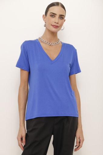 Camiseta Basica Decote V Roxo 