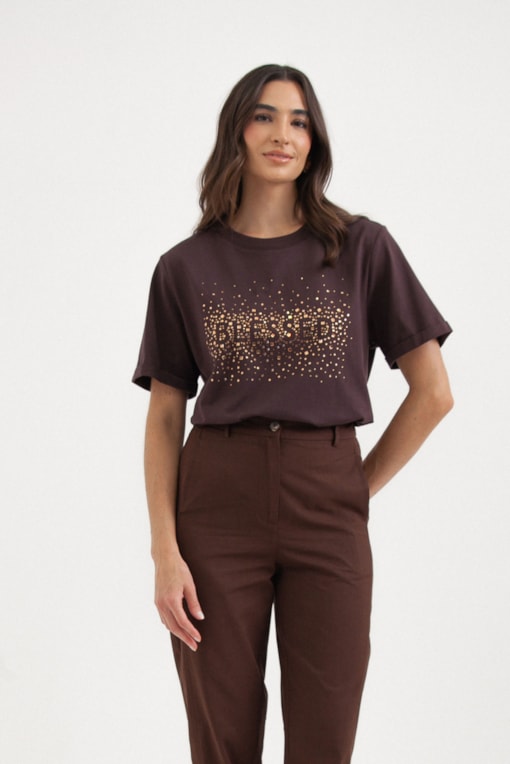 Camiseta Blessed Brilhos Dourados Marrom