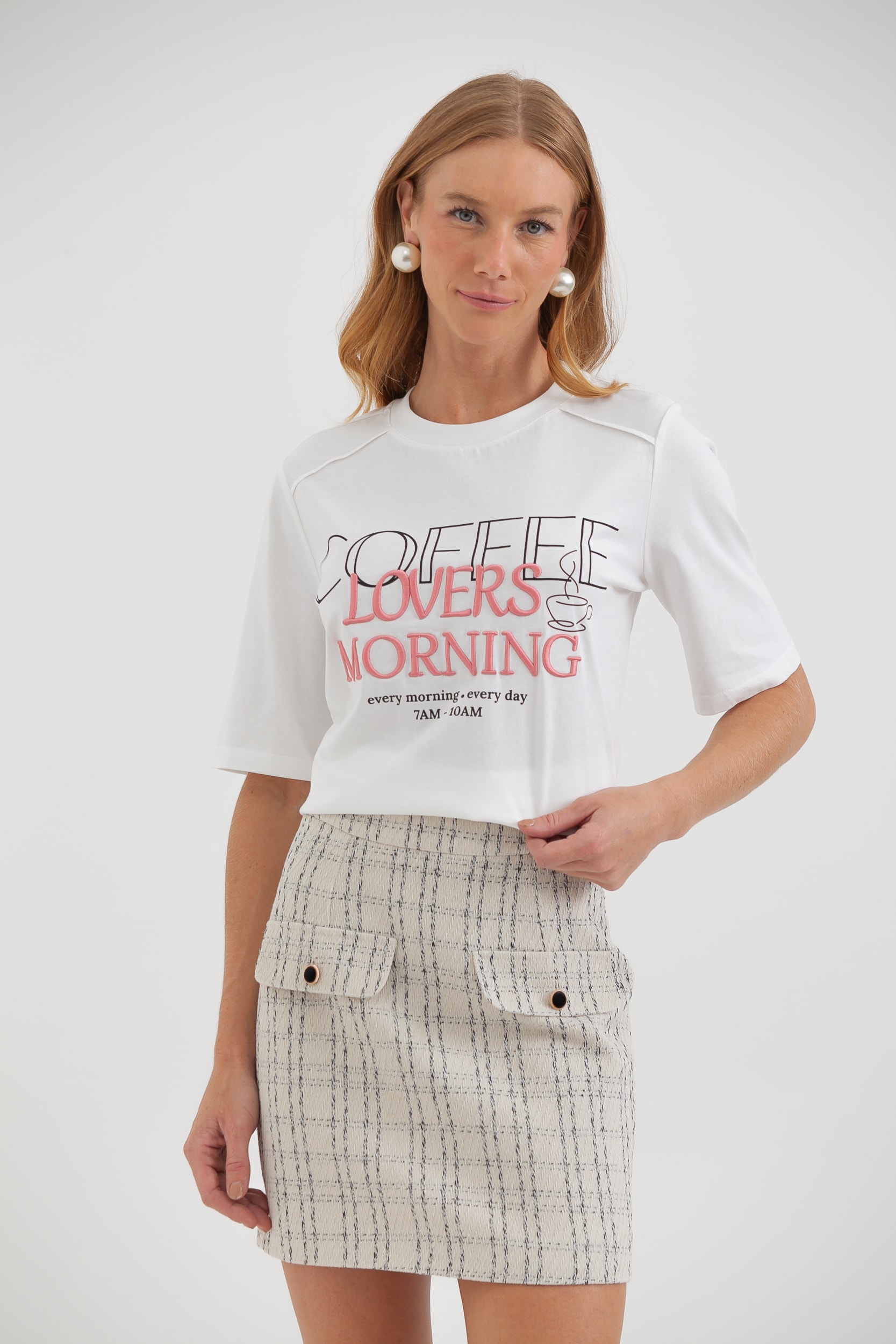 Camiseta Bordada Coffee Lovers Morning Off-white