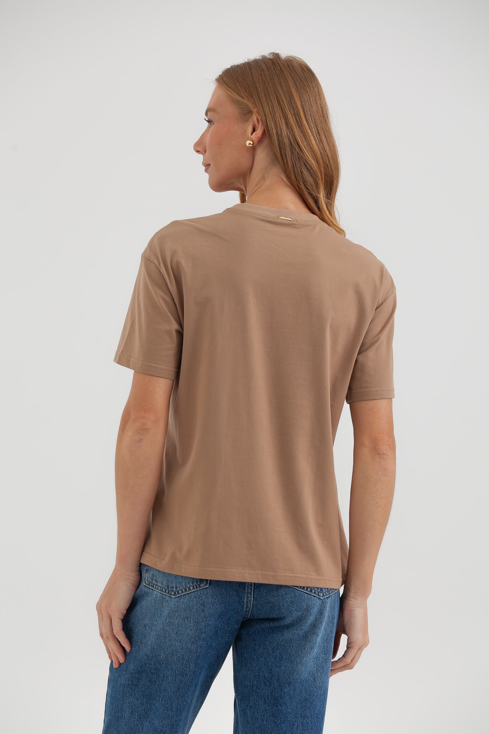 Camiseta Coffee Coração Grãos Marrom